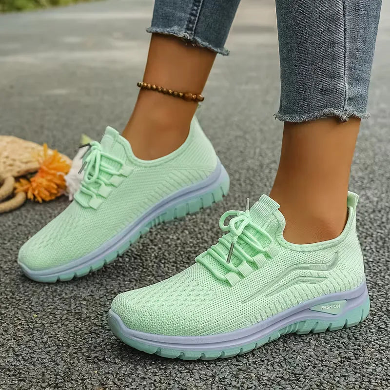 Women's Knitted Trainers with breathable mesh