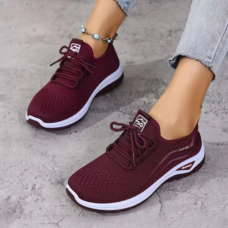 Women's Knitted Trainers with breathable mesh