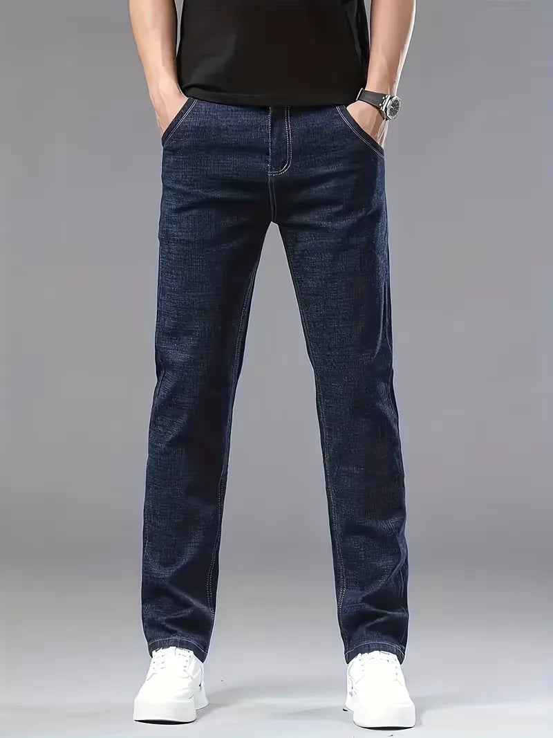Men's Straight-Leg Jeans with Contrast Stitching