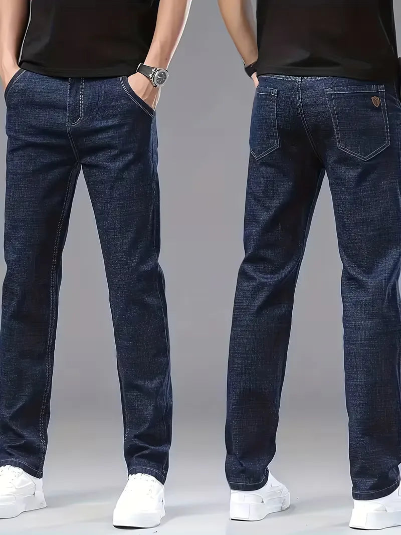 Men's Straight-Leg Jeans with Contrast Stitching