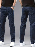 Men's Straight-Leg Jeans with Contrast Stitching