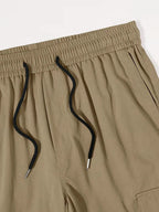 Men's Straight-Leg Cargo Trousers in Black