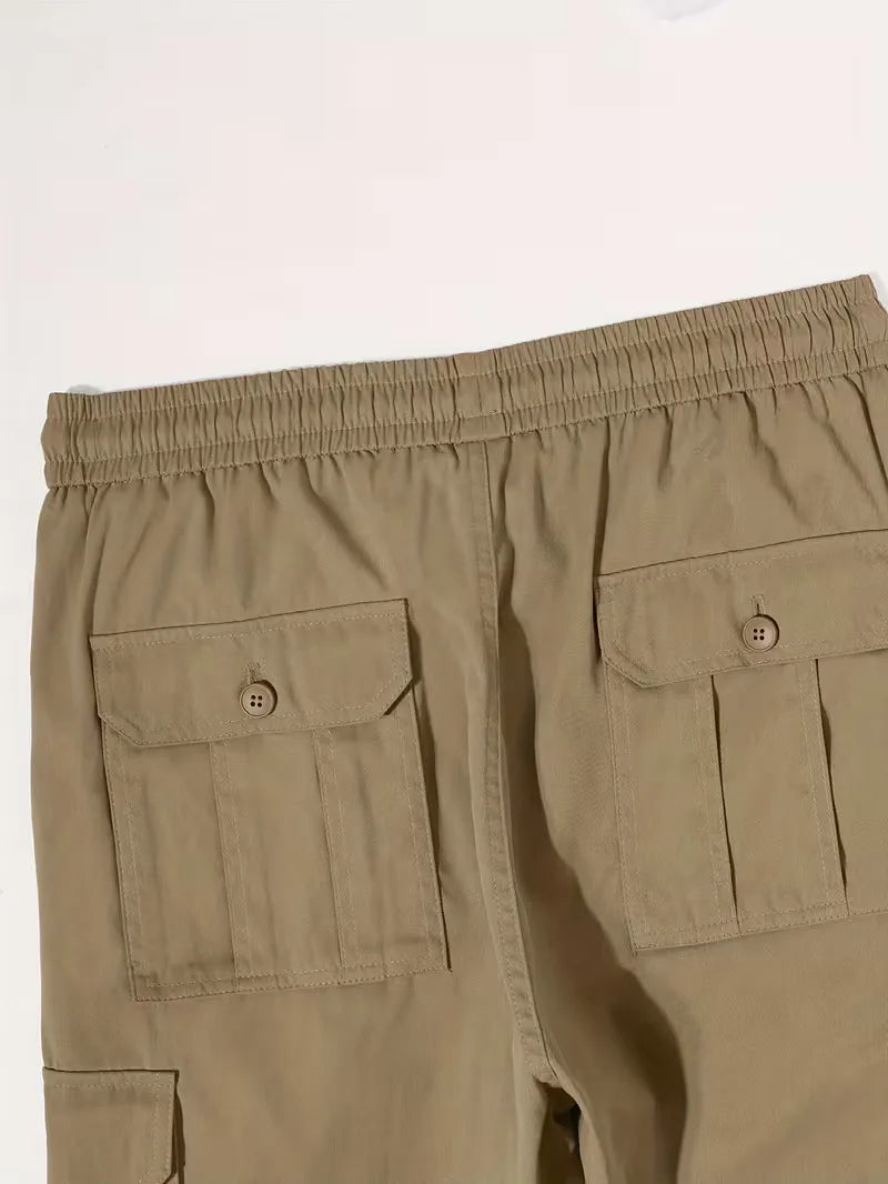 Men's Straight-Leg Cargo Trousers in Black