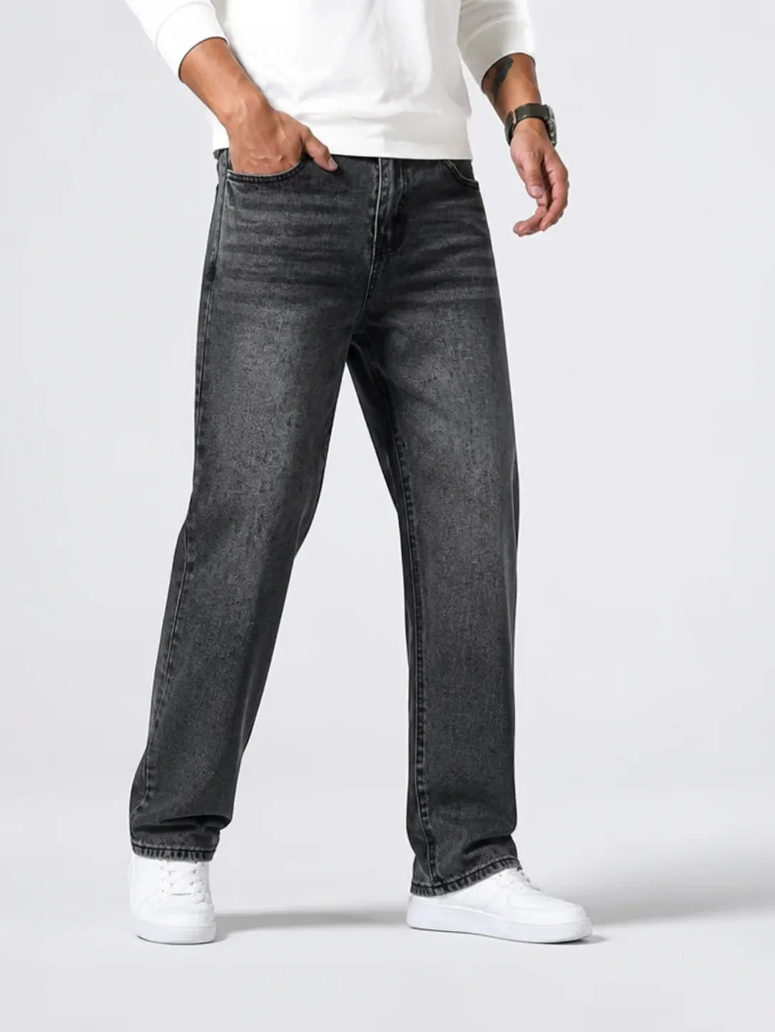 Men's Straight-leg Jeans in Washed Finish
