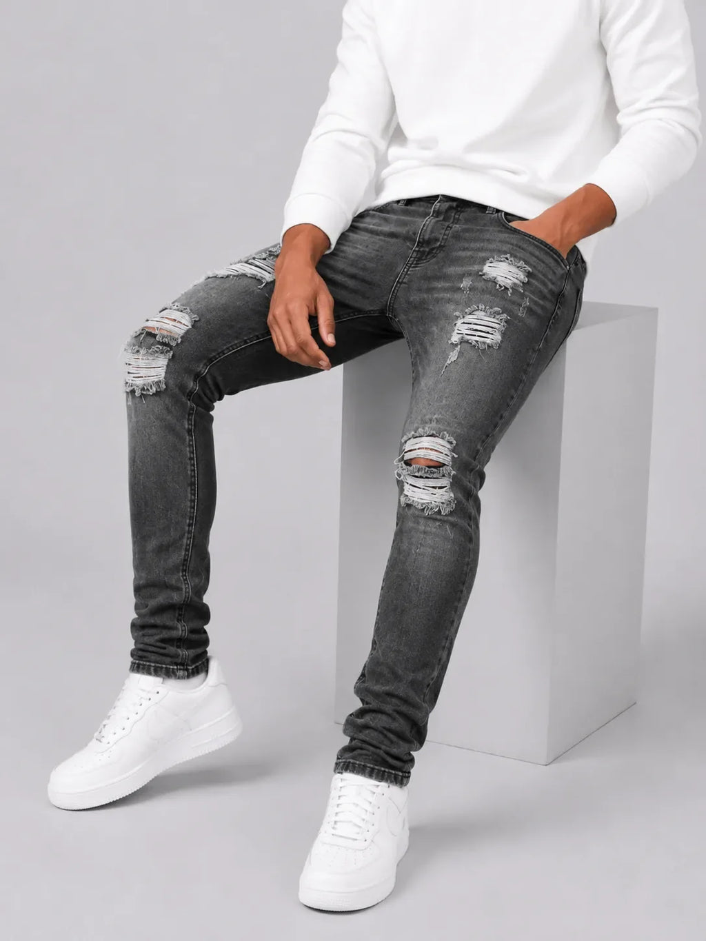 Men's Slim-fit Jeans with Ripped Details