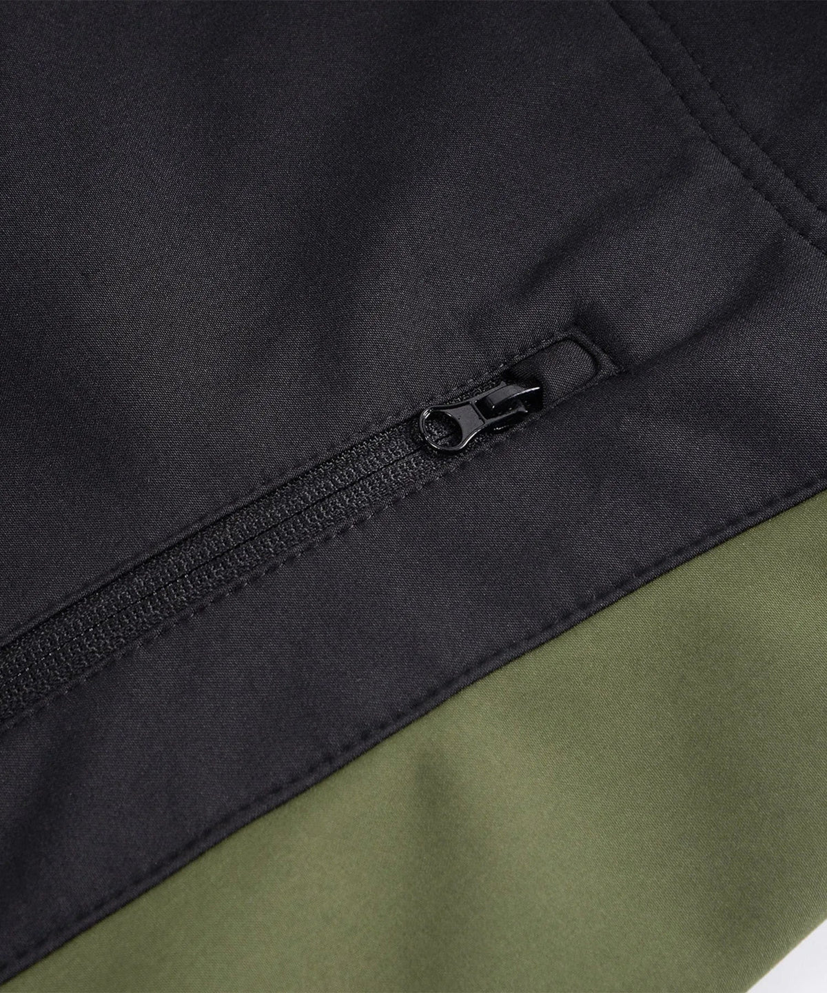 Men's Parka in Camouflage with Adjustable Hood