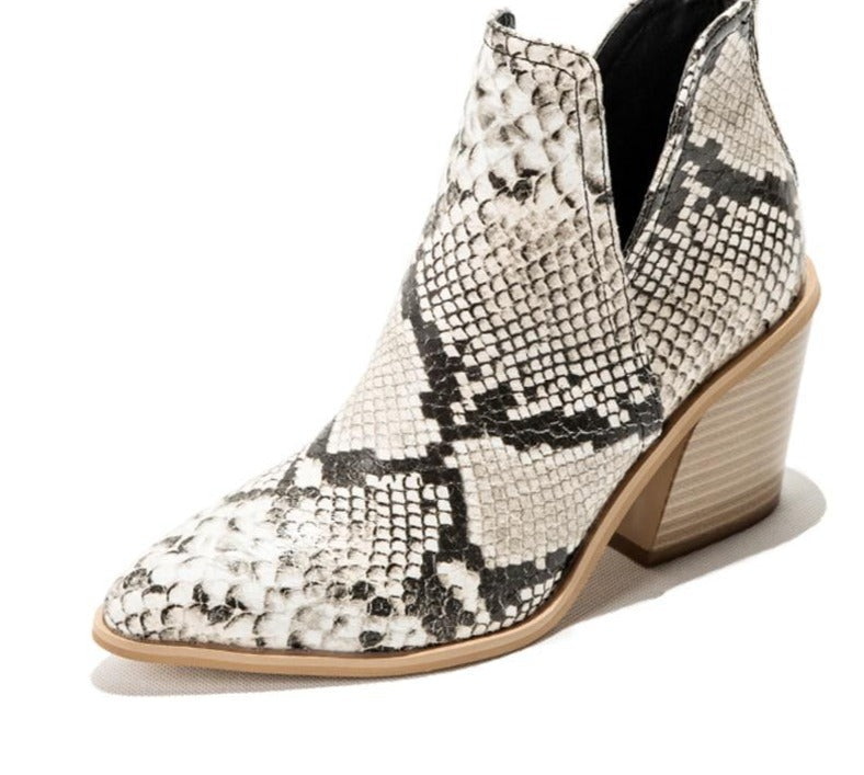 Omen's Heeled Cowboy Ankle Boots – Printed Block-Heel Western Style