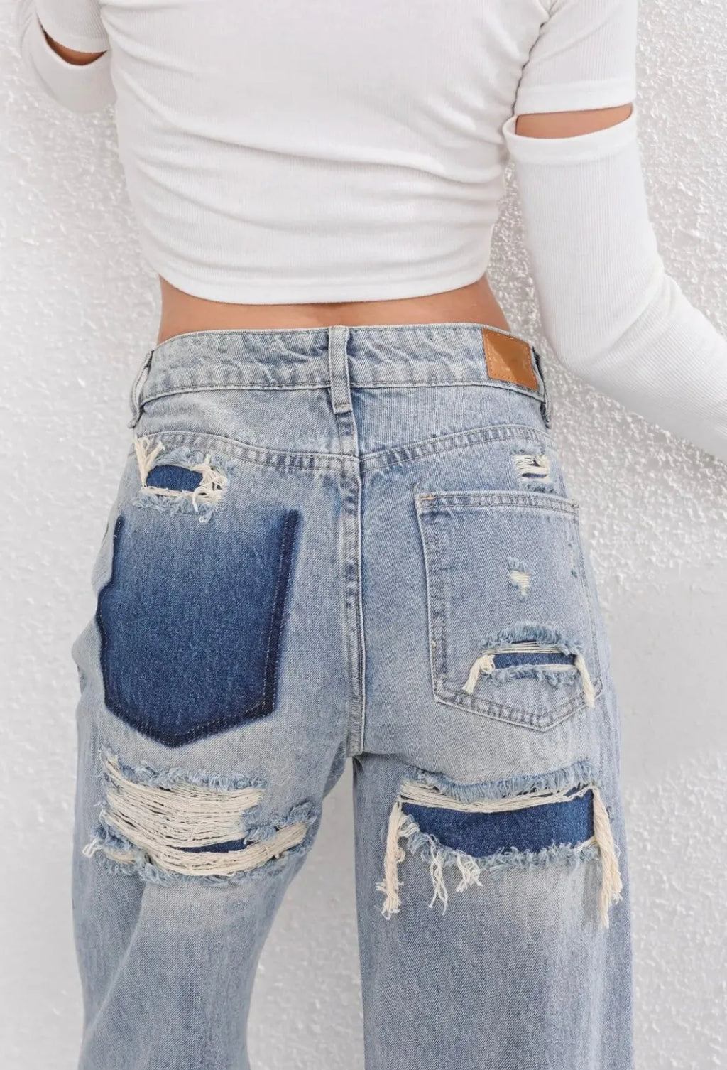 Women's Straight Leg Jeans with ripped details
