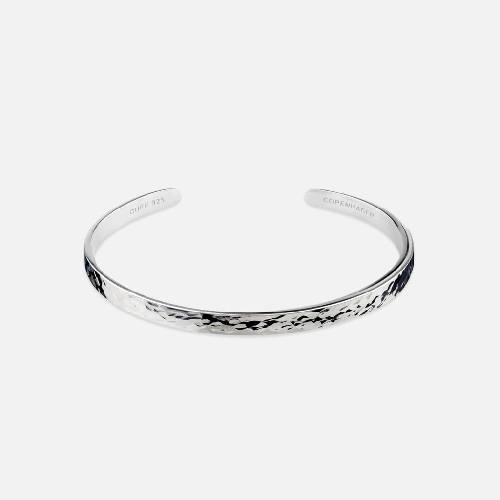 Men's Slim Bracelet with Hammered Effect Texture