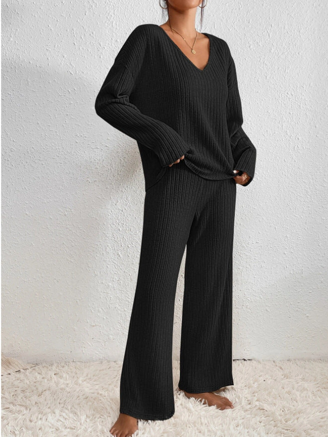 Women's Two-piece Trouser Lounge Set with V-neck and loose fit