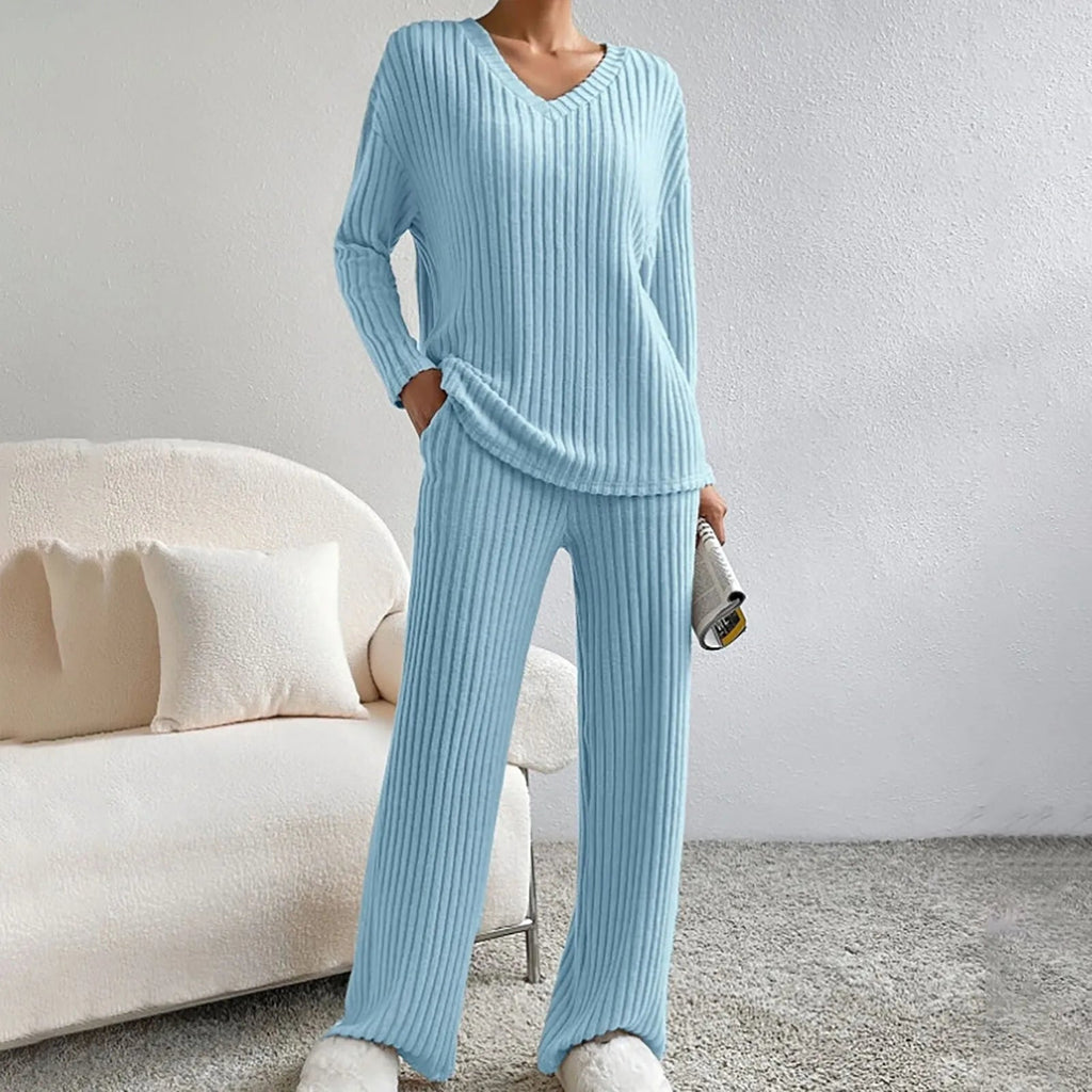Women's Two-piece Trouser Lounge Set with V-neck and loose fit