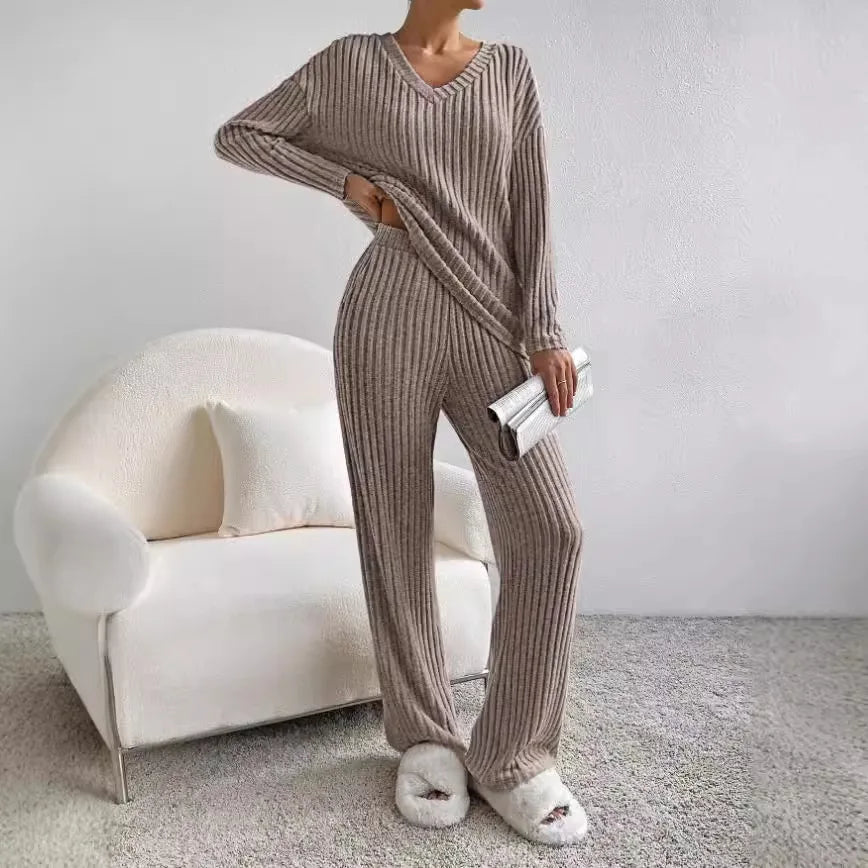 Women's Two-piece Trouser Lounge Set with V-neck and loose fit