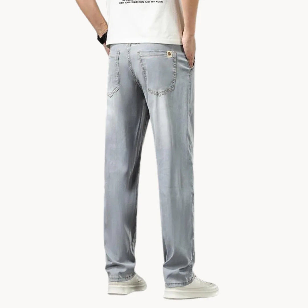 Men's Lightweight Straight-Leg Jeans