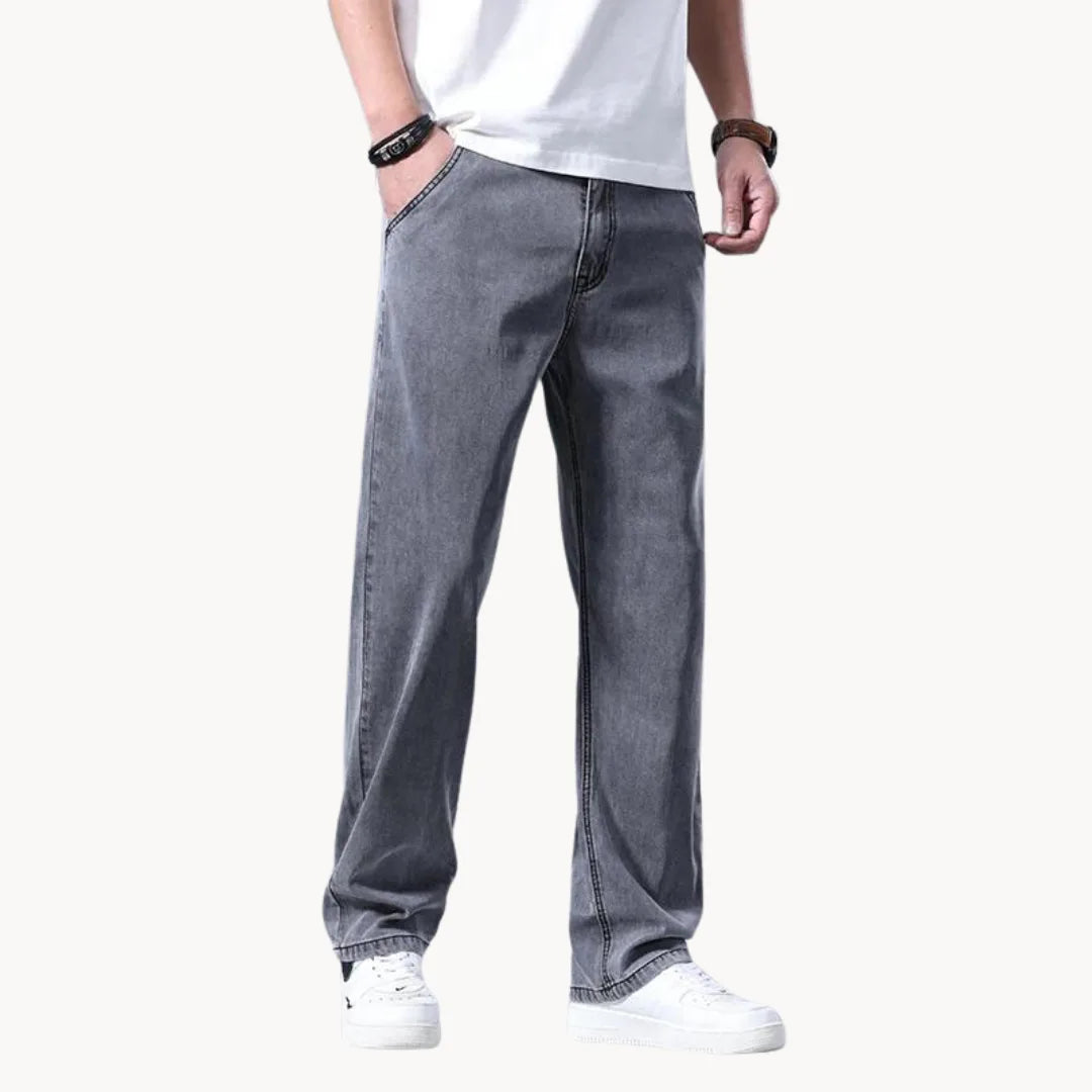 Men's Regular-Fit Straight Jeans