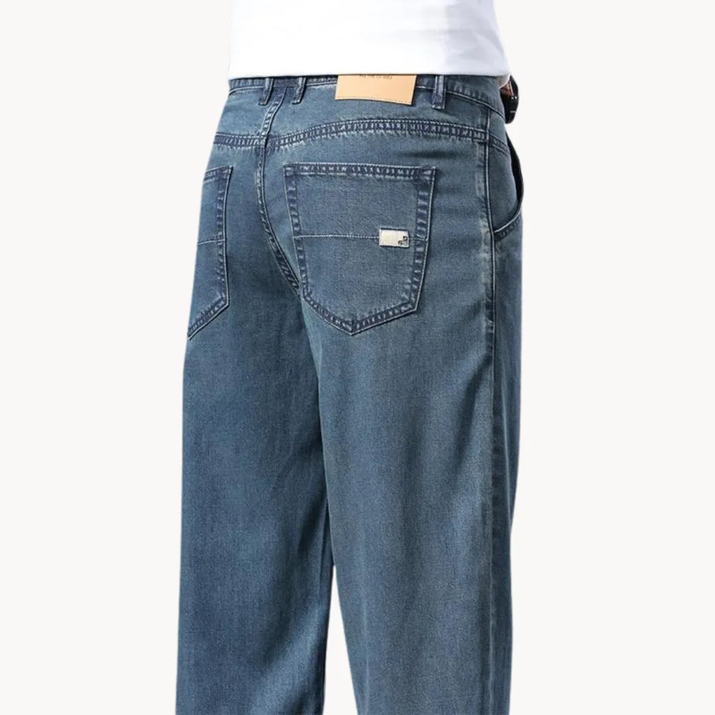 Men's Regular-Fit Straight Jeans