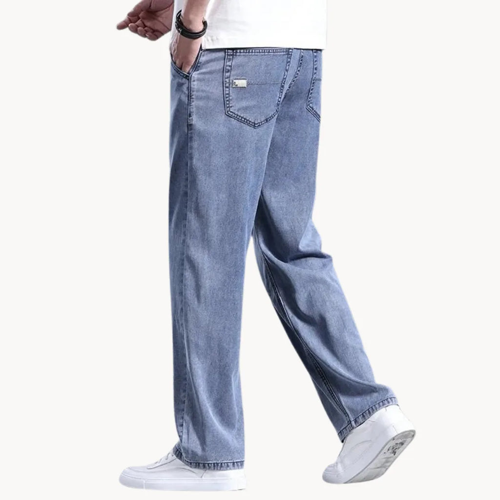 Men's Regular-Fit Straight Jeans