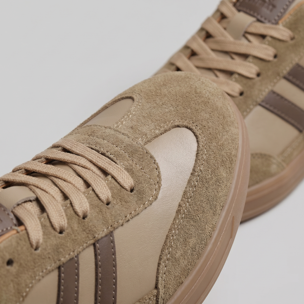 Men's Retro Lace-Up Trainers – Cushioned, Breathable Mesh Panels