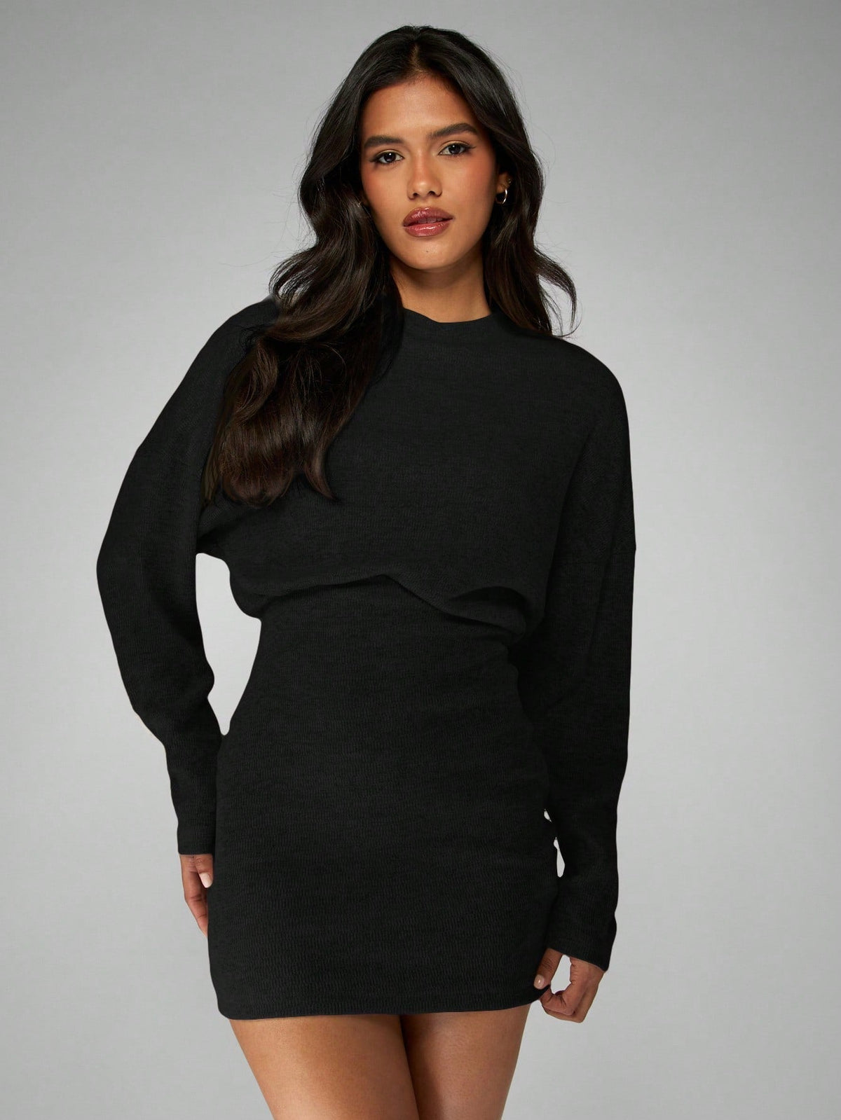 Women's Mini Dress with long sleeves and round neck