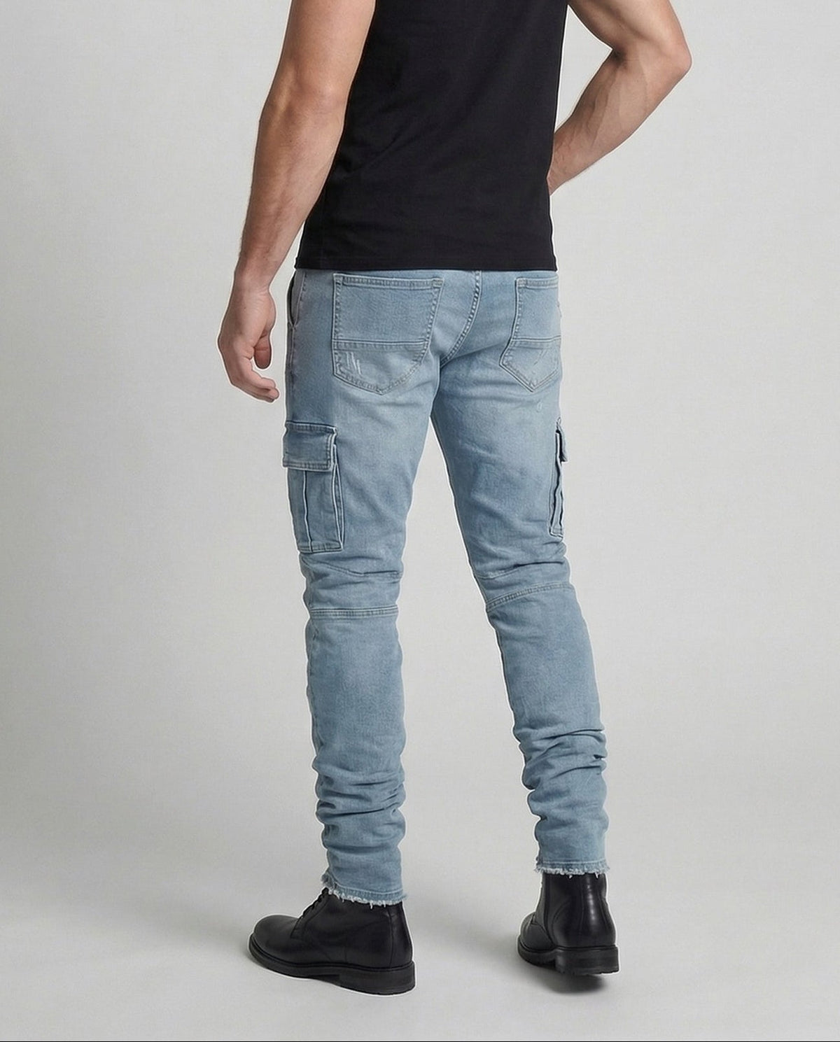 Men's Slim Fit Cargo Jeans with Flap Pockets and Frayed Hems