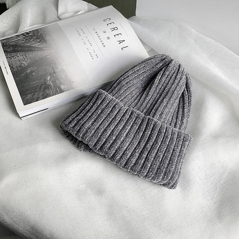 Men's Soft Chenille Knitted Beanie – Ribbed Cuffed Warm Winter Hat