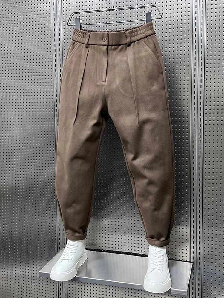 Men's Pleated Tapered Trousers with Elasticated Waist – Relaxed Smart Fit