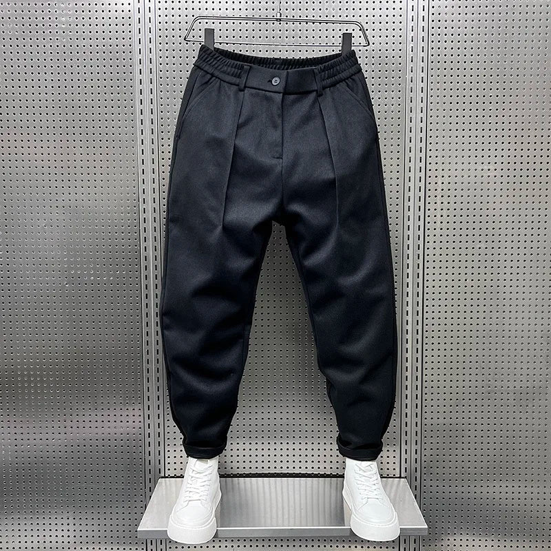 Men's Pleated Tapered Trousers with Elasticated Waist – Relaxed Smart Fit