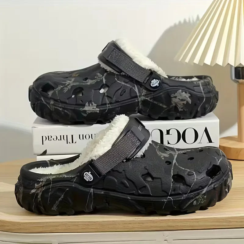 Men's Lined Slippers with Adjustable Strap