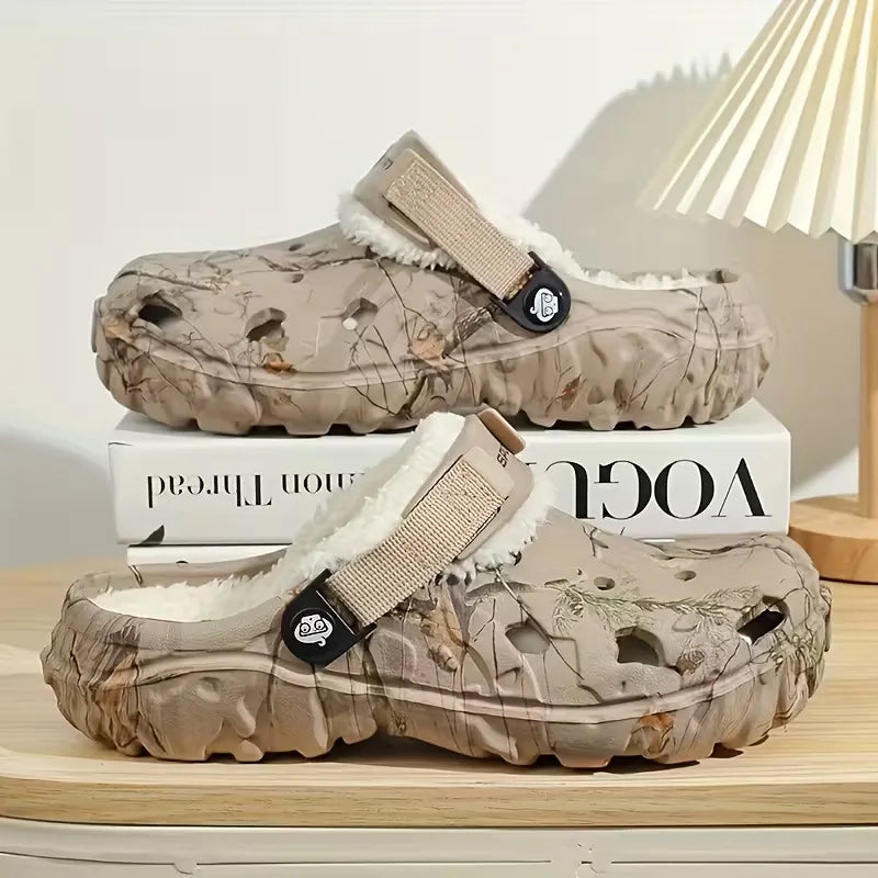 Men's Lined Slippers with Adjustable Strap