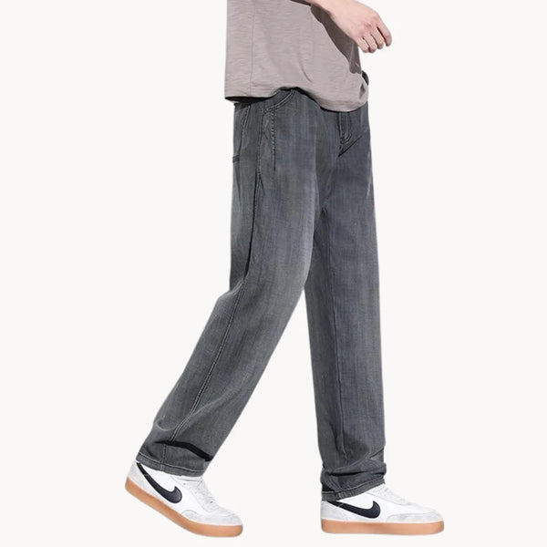 Men's Mid-Rise Washed Straight Jeans