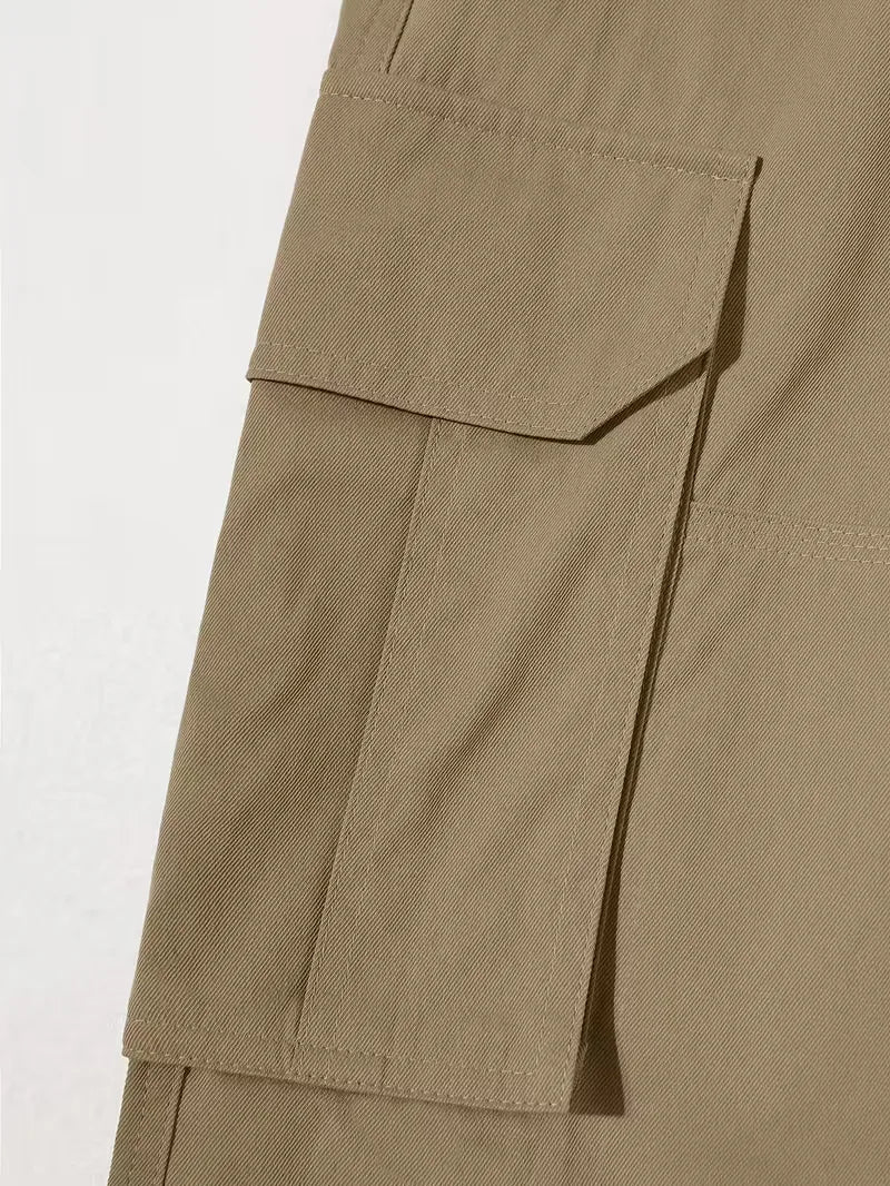 Men's Straight-Leg Cargo Trousers in Black