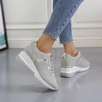 Women's Lace-and-zip Trainers – Beige