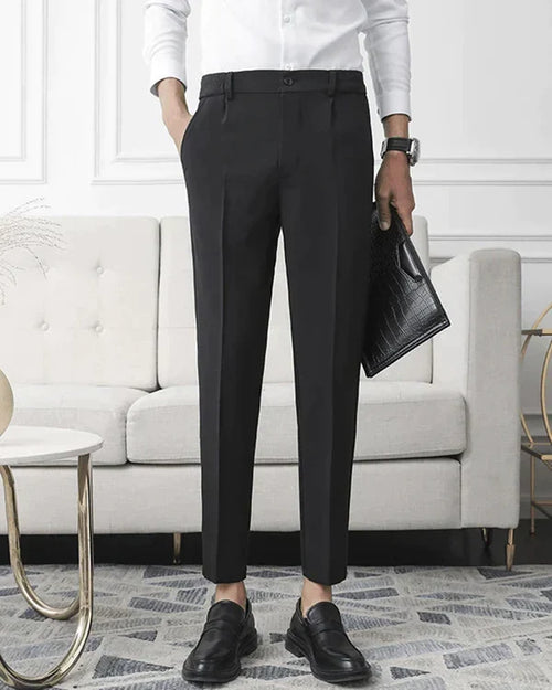 Men's Classic Pleated Trousers with Tapered Leg