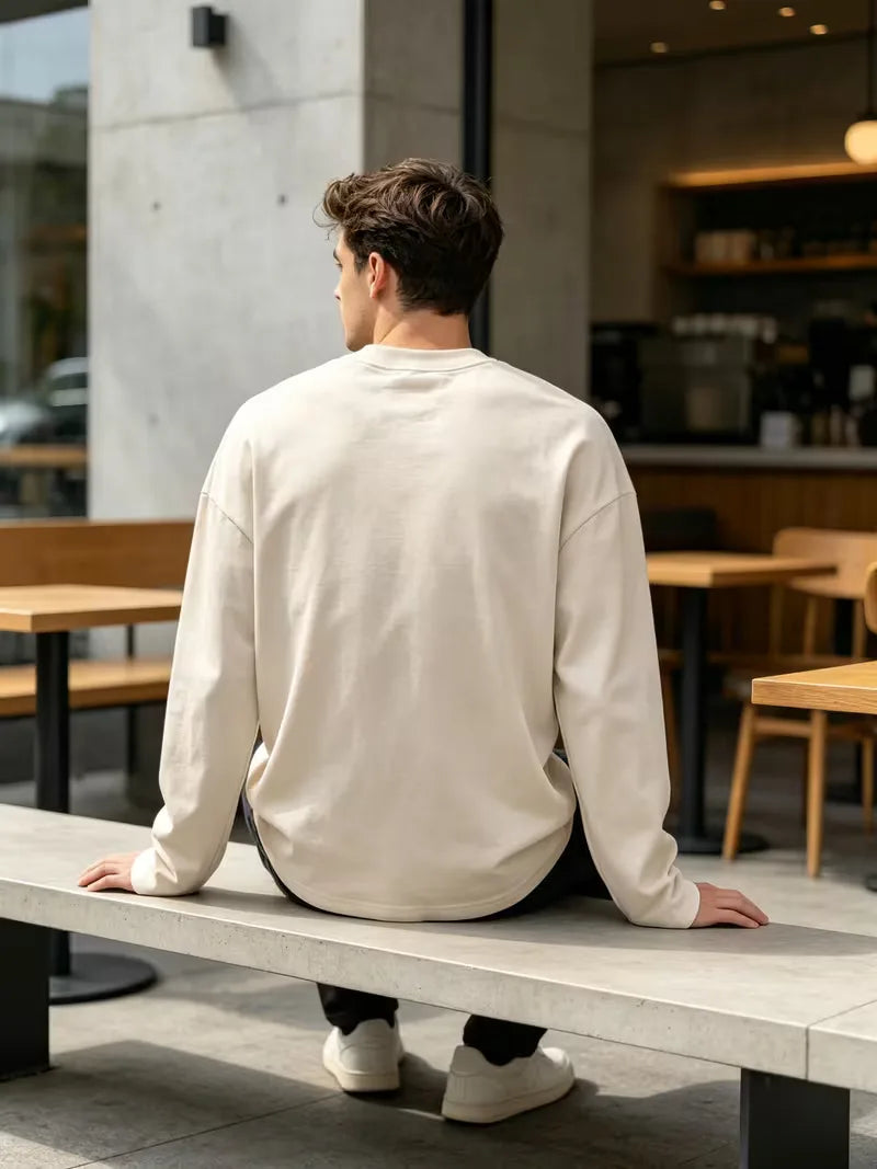 Men's Crew-Neck Longsleeve with Script Graphics – Six Colours