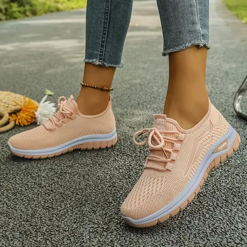 Women's Knitted Trainers with breathable mesh