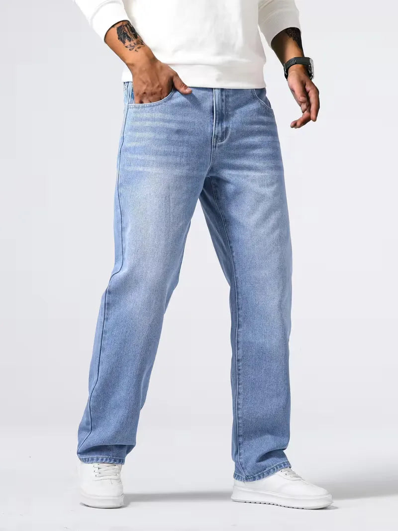 Men's Loose Fit Five-Pocket Jeans