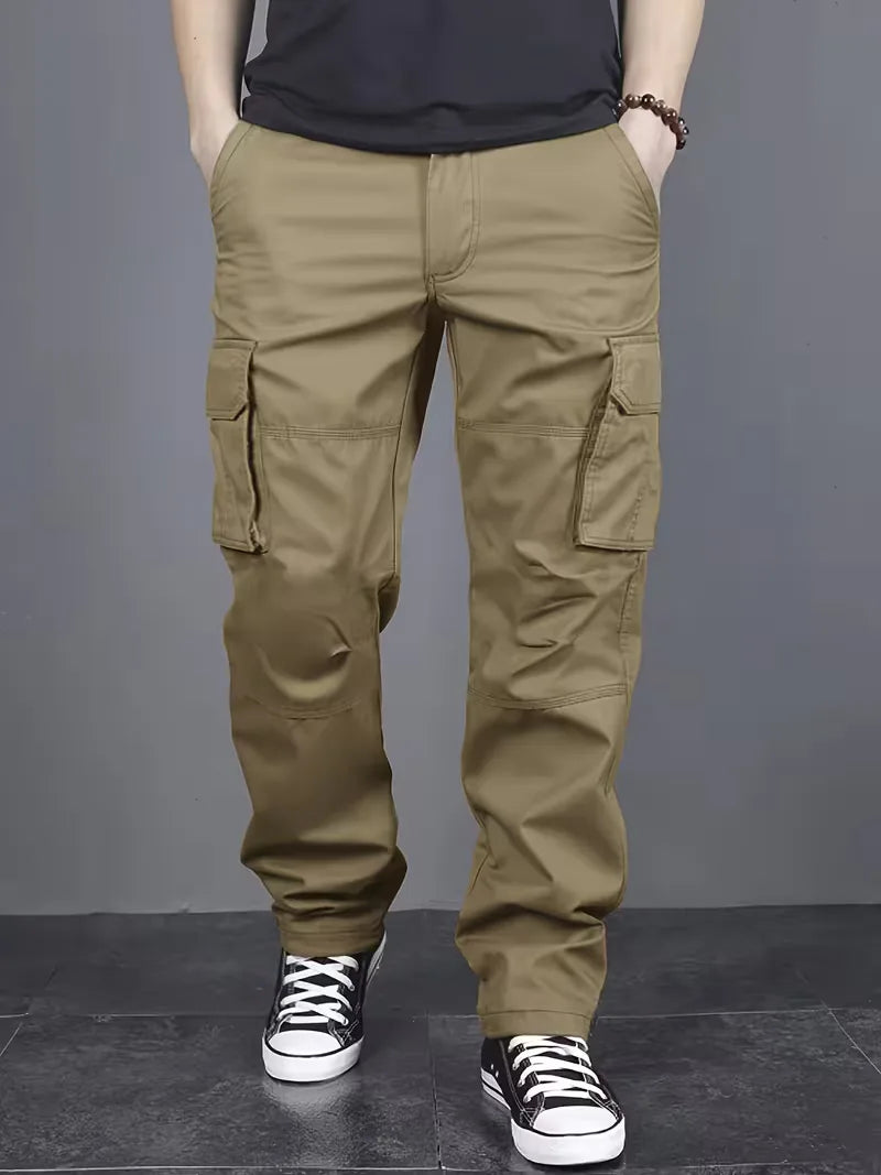Men's Straight-Leg Cargo Trousers in Black