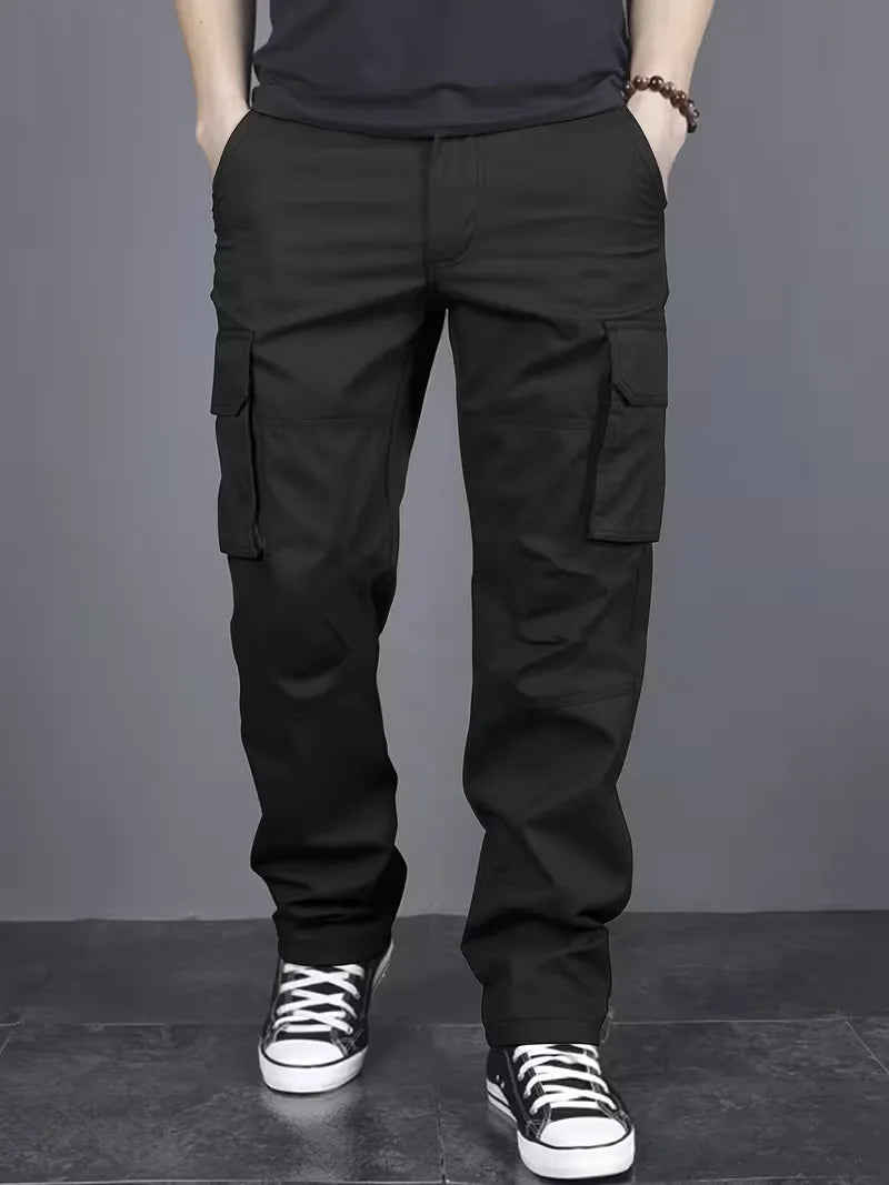 Men's Straight-Leg Cargo Trousers in Black