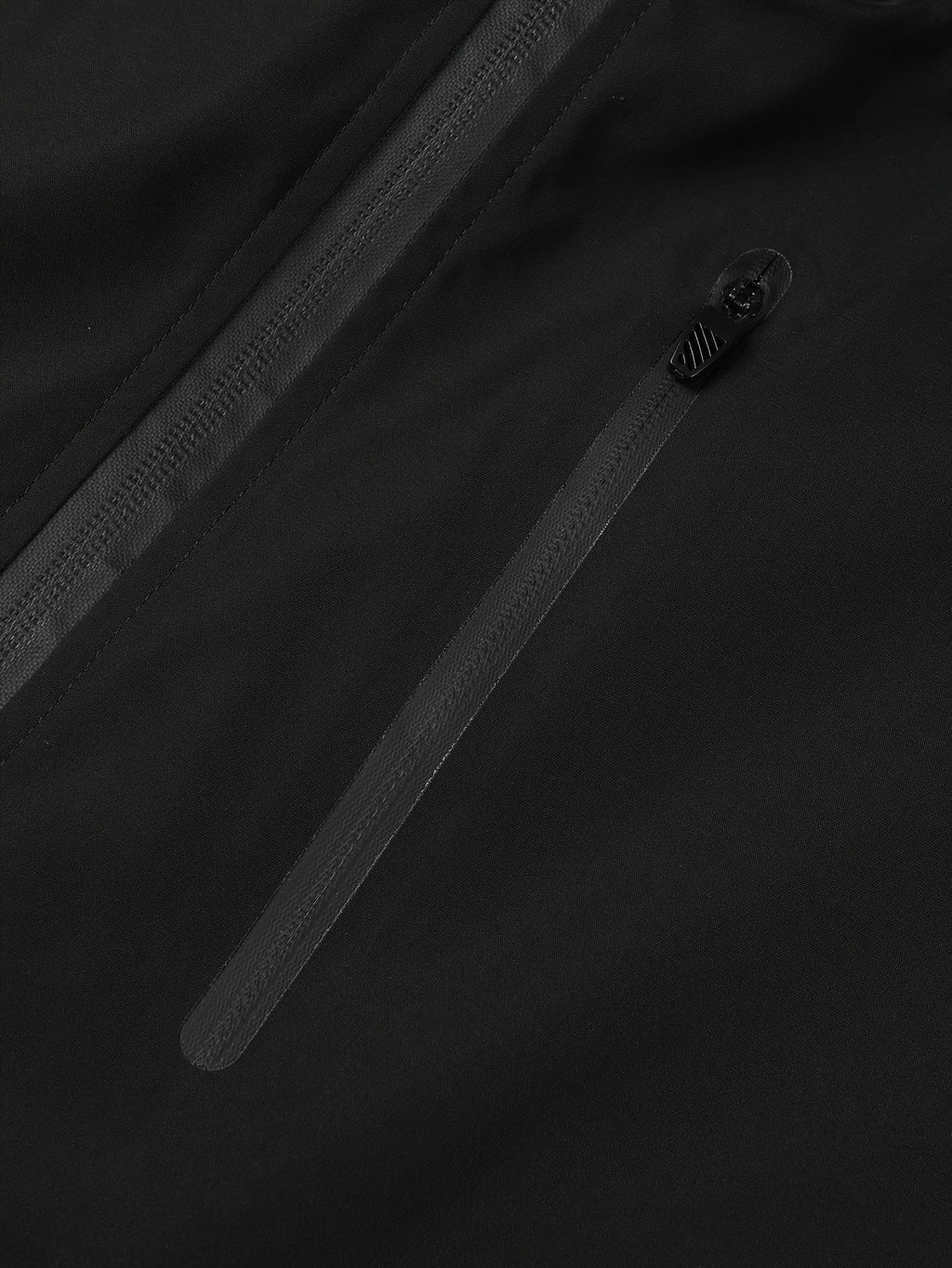 Men's Windproof Jacket with Multiple Pockets