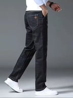 Men's Straight-Leg Jeans with Contrast Stitching