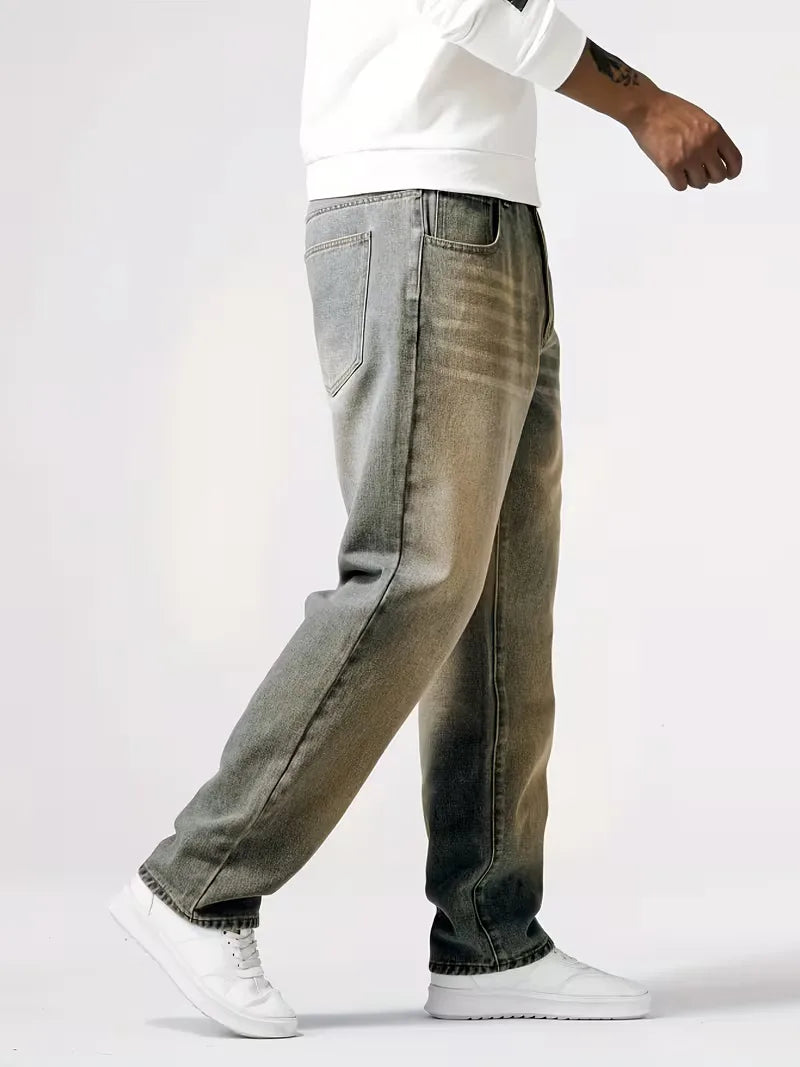 Men's Loose Fit Five-Pocket Jeans