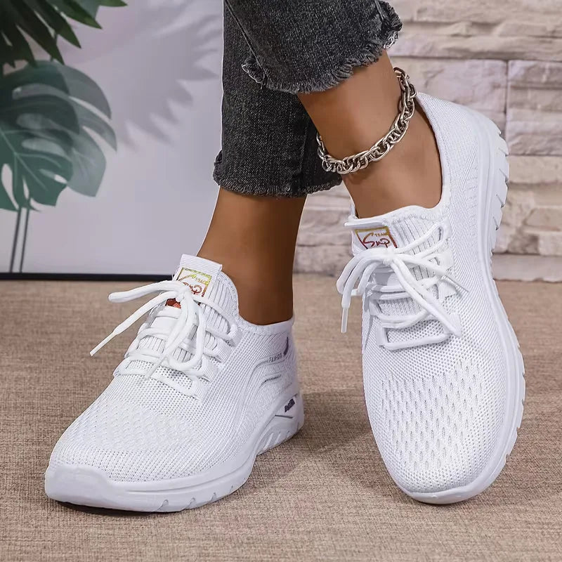 Women's Knitted Trainers with breathable mesh