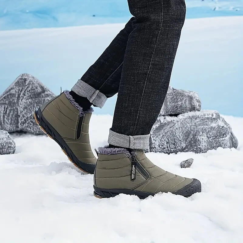 Men's Water-Resistant Winter Boots