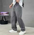 Men's Straight-Leg Jeans – Relaxed Classic Fit Denim