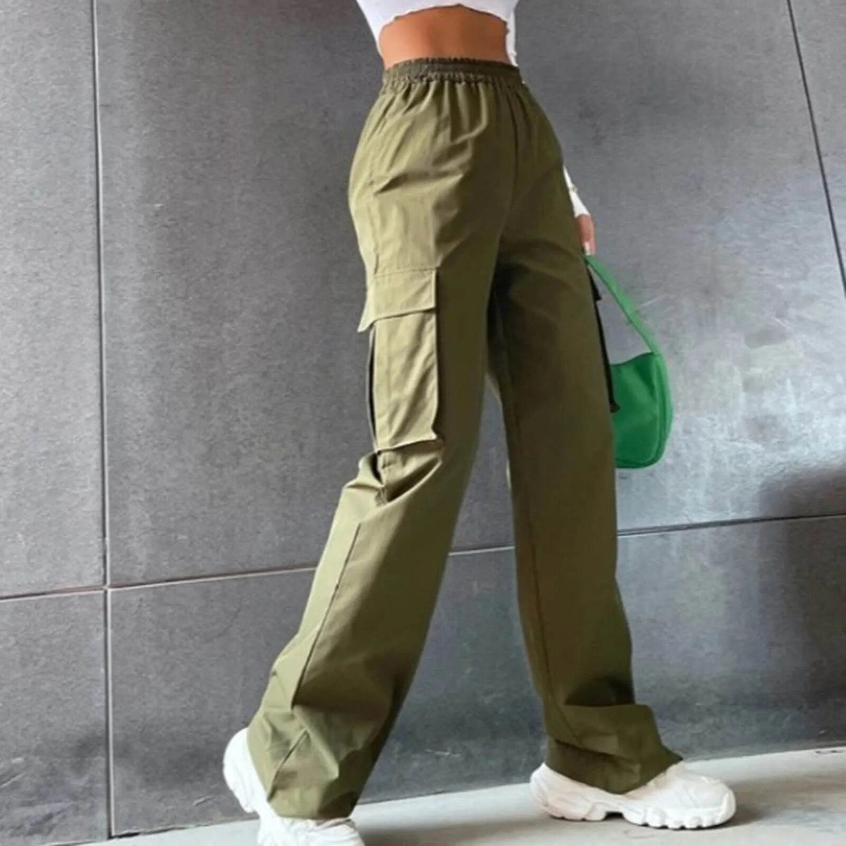 Women's Wide-leg Cargo Trousers – Black
