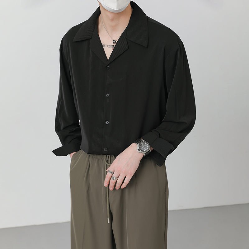 Men's Structured Button Up Shirt – Clean Formal Street Shirt in Black or White