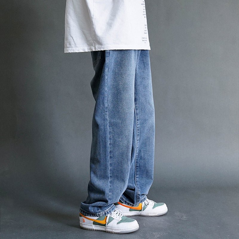 Men's Wide Denim Jeans – Relaxed Straight Jeans in Light or Dark Blue