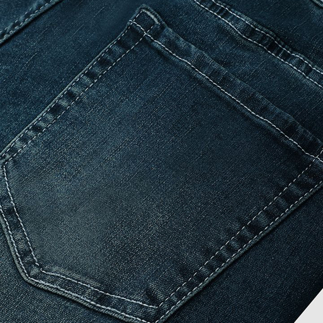 Women's Tapered Jeans