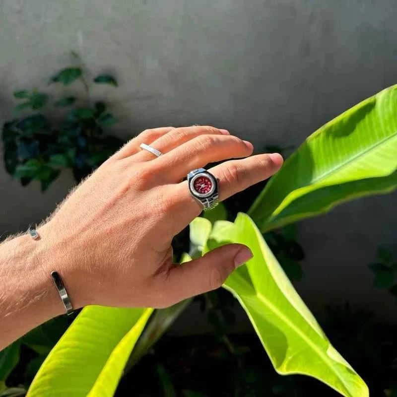Men's Adjustable Quartz Ring Watch – Polished Metal Finger Watch
