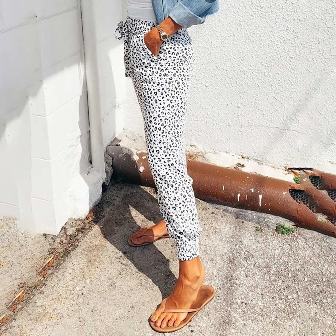 Women's Trousers with leopard print